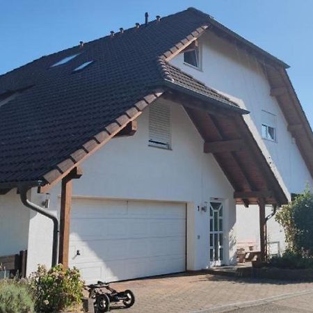 Einzimmerwohnung Mit Parkplatz Ohne Kueche Bischweier Kültér fotó